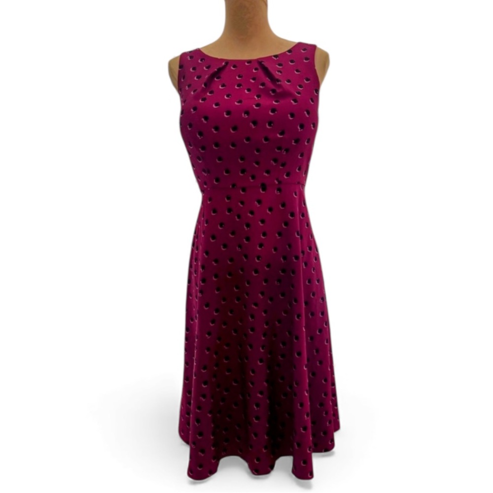 Elle Sleeveless Cocktail Dress Size Small Magenta Red Fit and Flair Hemline EUC